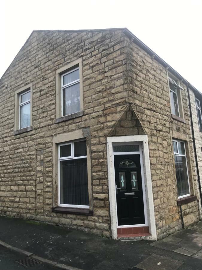 Entire B&B Burnley Buitenkant foto